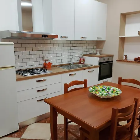 Francy House Zisa Apartment *